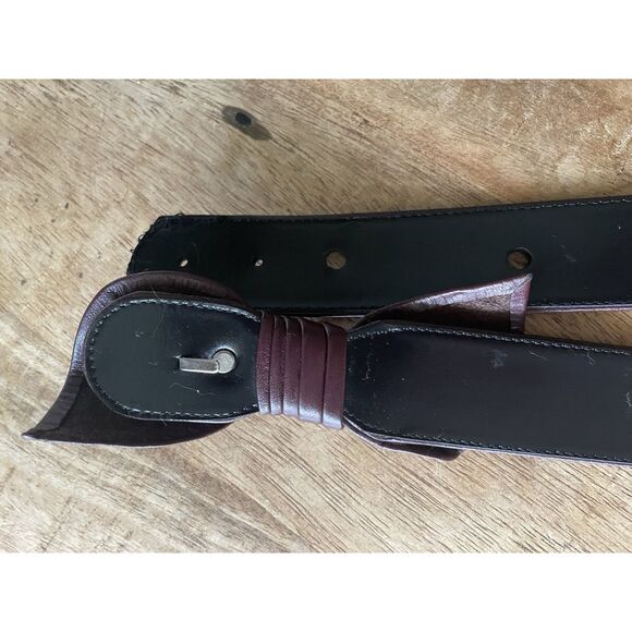 Vintage Wide Belt with Burgundy Leather Bow Knot Women’s Medium - Picture 2 of 5